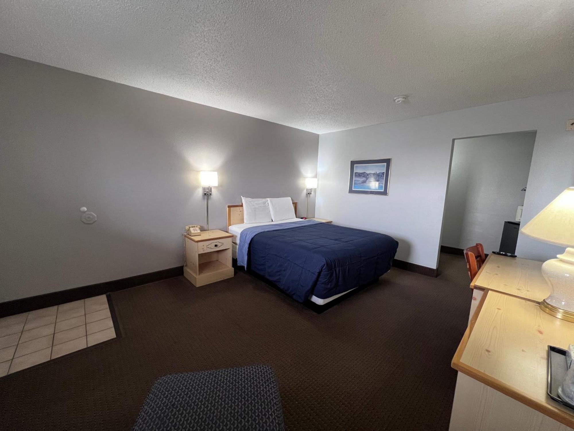 Regency Inn Dodge City Exterior foto