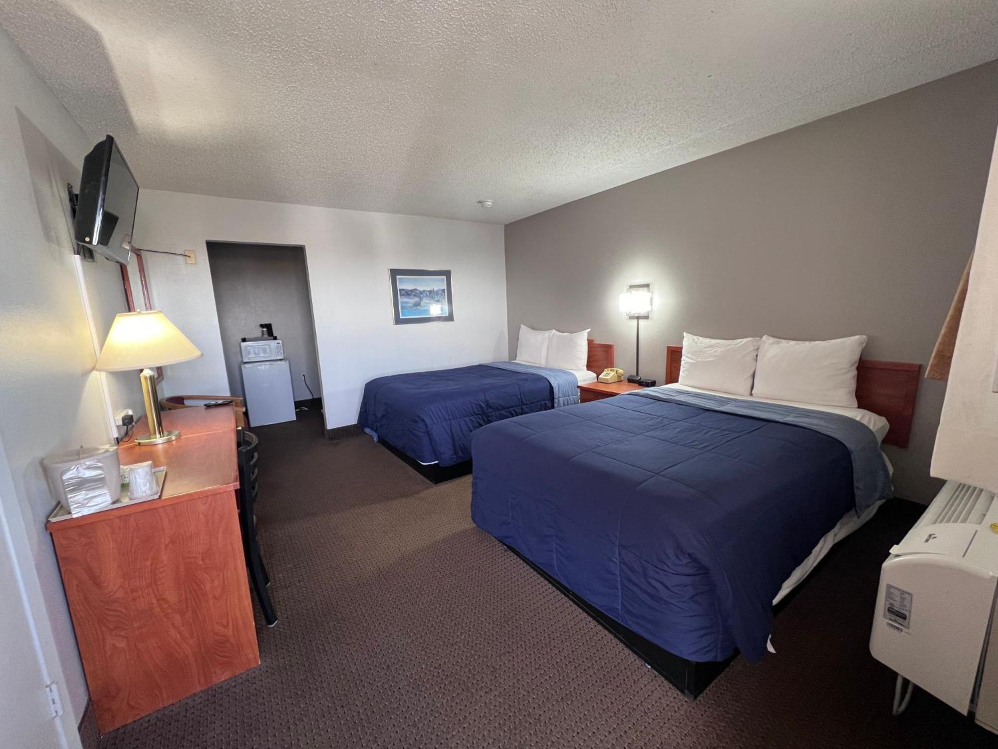 Regency Inn Dodge City Exterior foto